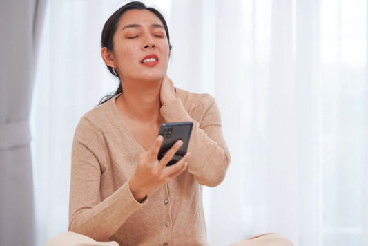 Tech Neck: The Sickness of the Century Caused by Your Phone